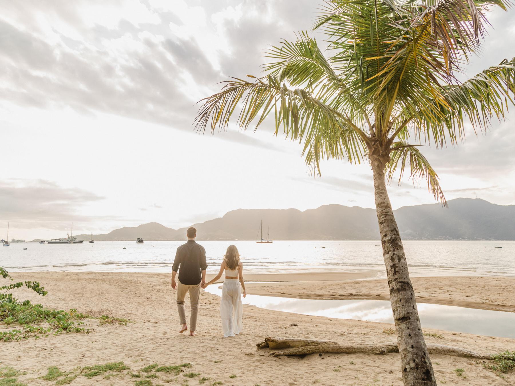 The Wedding Website of Isabelle Magalhães and Chris Wood