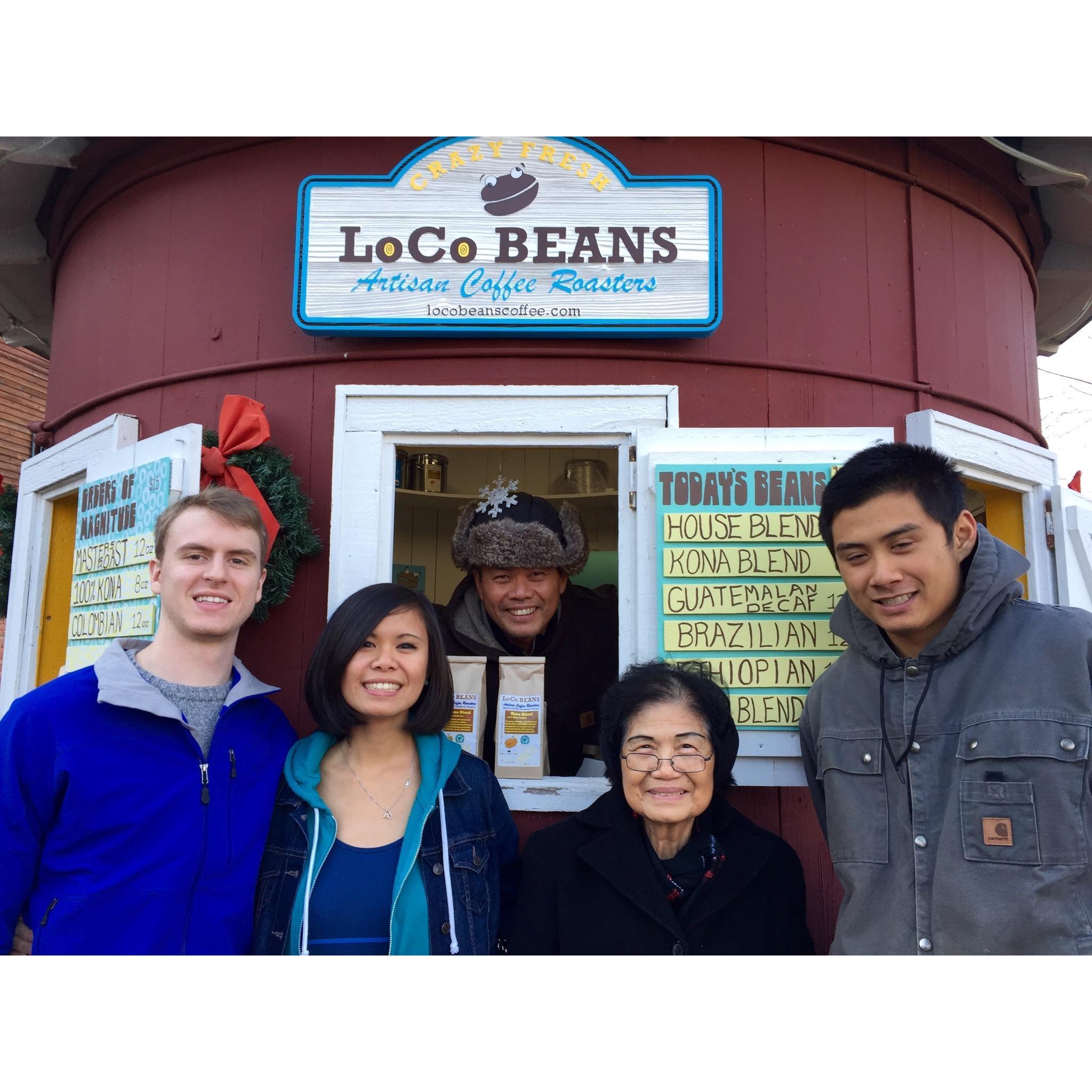 Leesburg, VA
December 2014
Celebrating the holidays with Ba Noi at LoCo Beans!