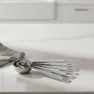 Le Creuset Stainless 5-Piece Measuring Spoon Set