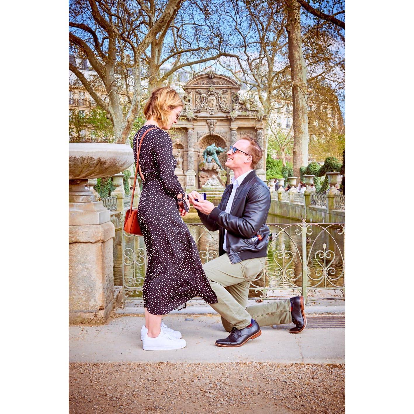 The most beautiful proposal that happened at the Jardin De Luxemburg in Paris, France