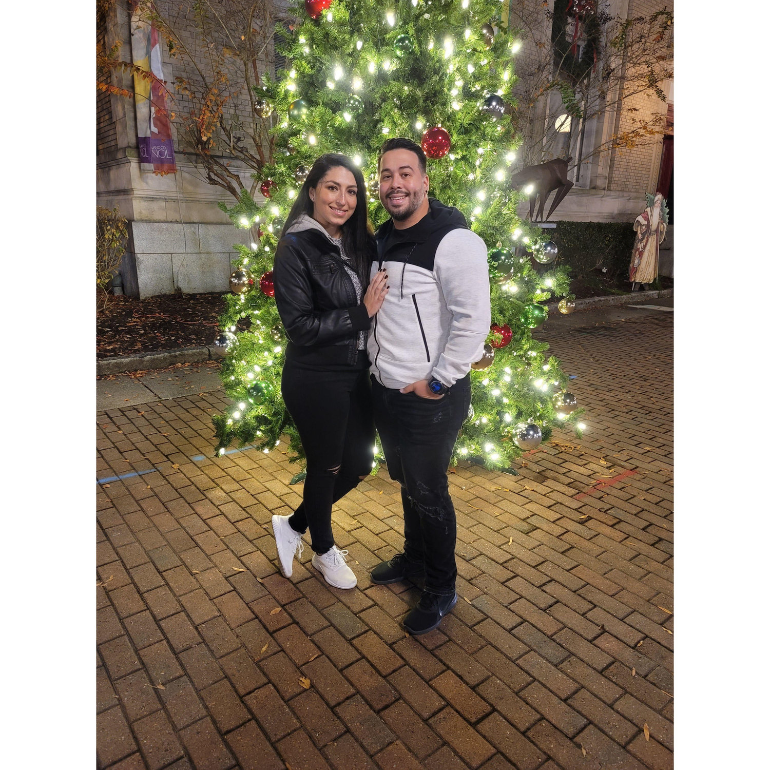 Exploring downtown Fayetteville North Carolina on Thanksgiving weekend with family 2020