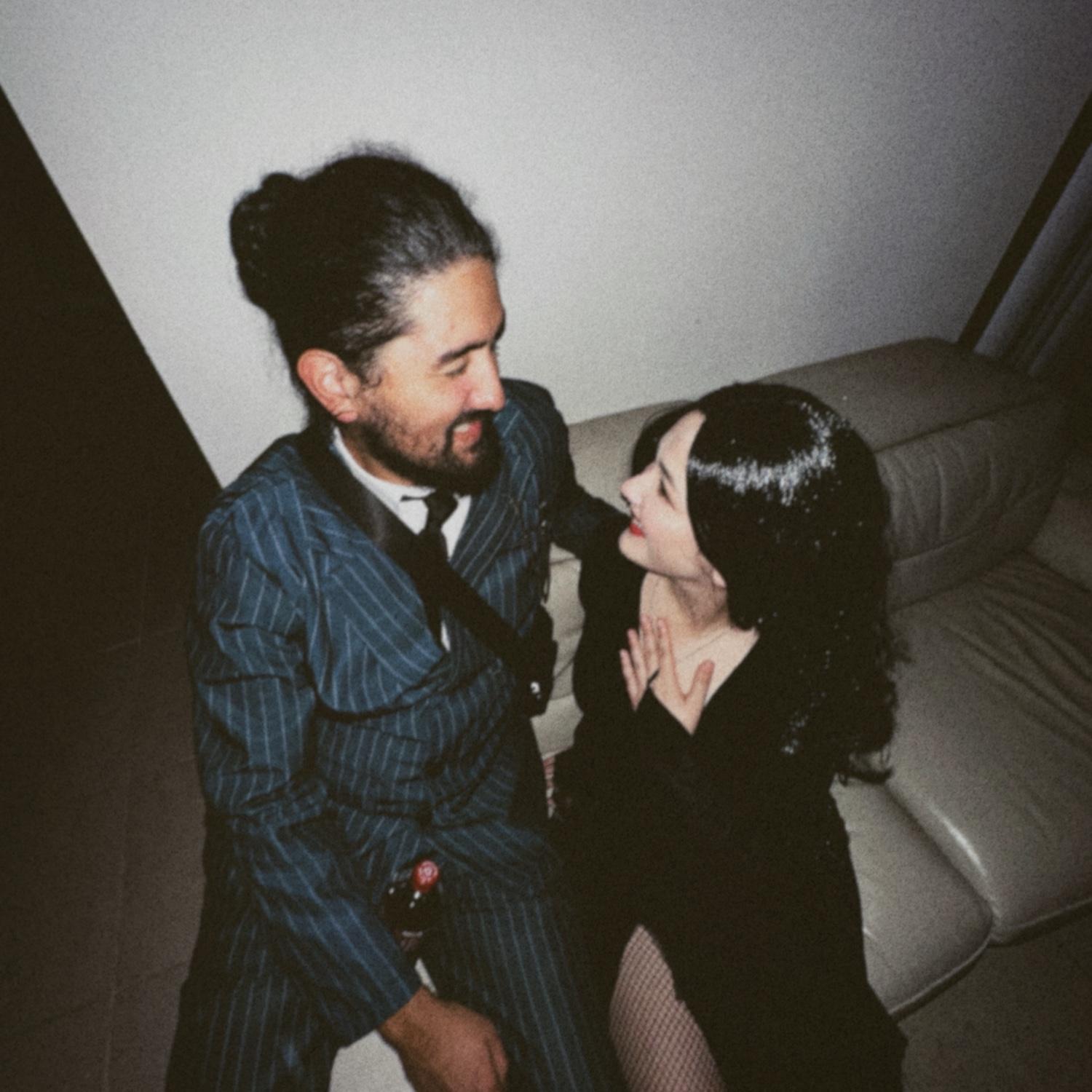 halloween 2023 - gomez and morticia adams