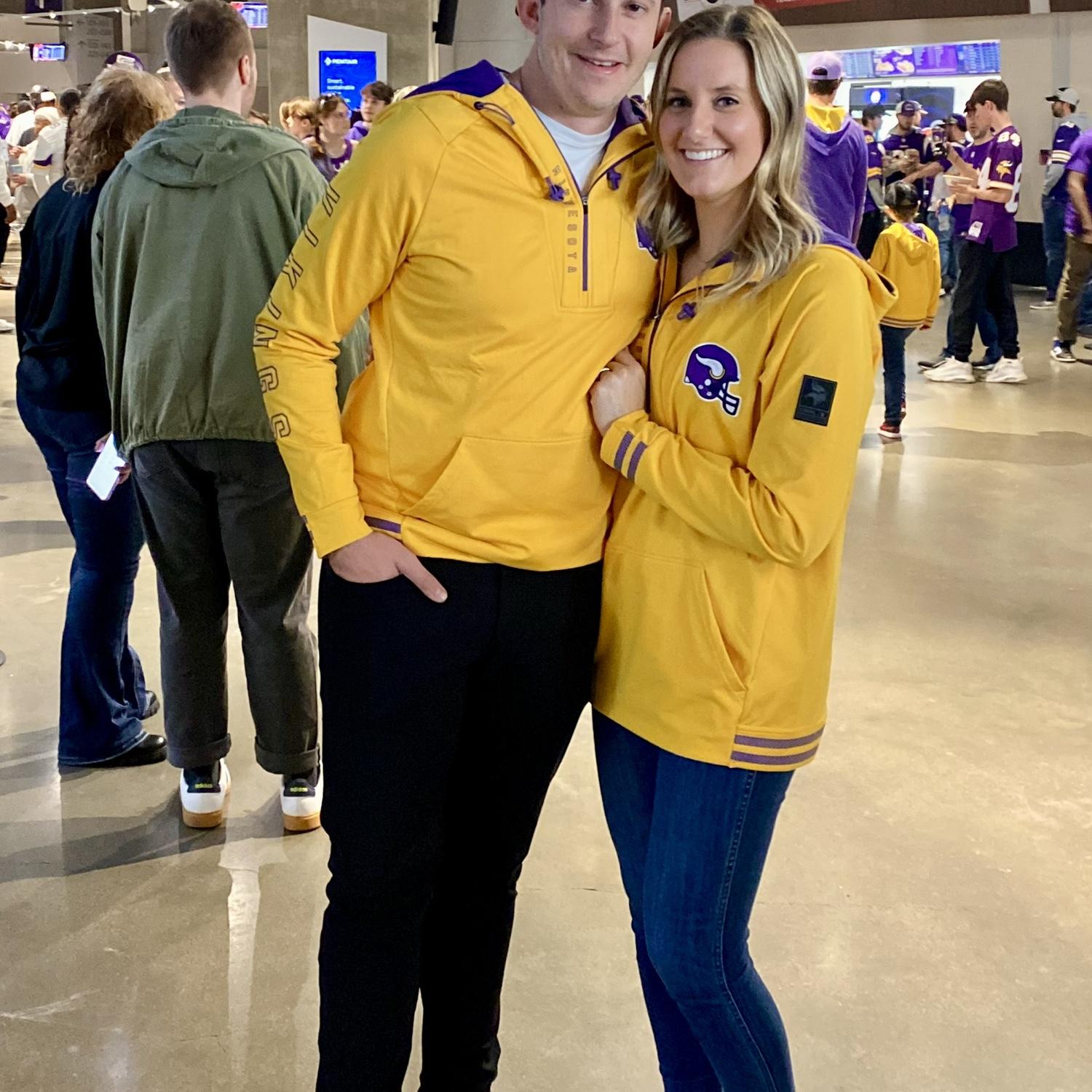 Jeff working hard to convert Kirsten to a Vikings fan