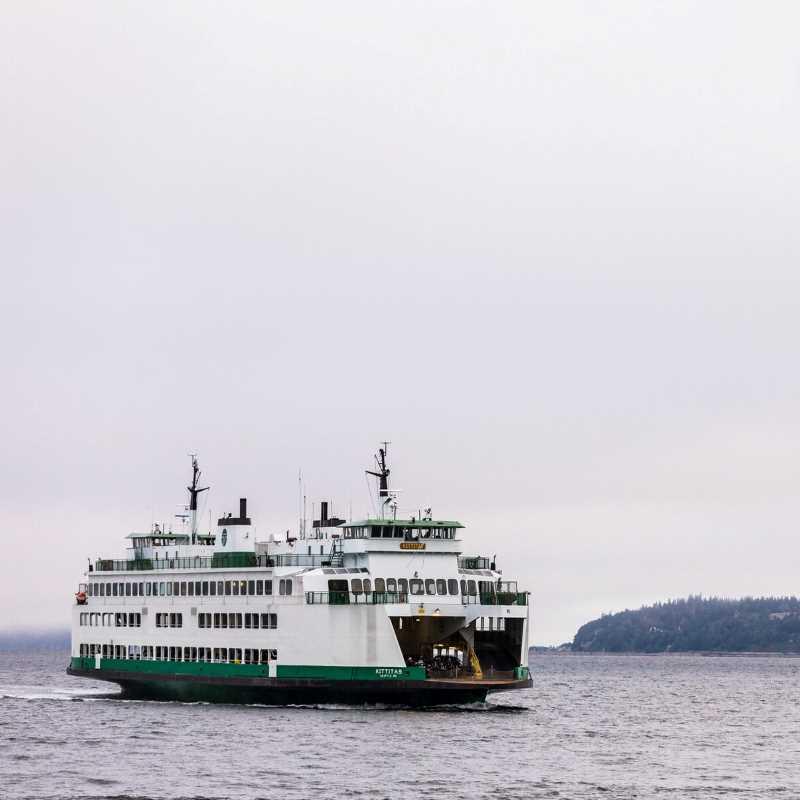 The Wedding Website of Chris Roach and Megan Baunsgard