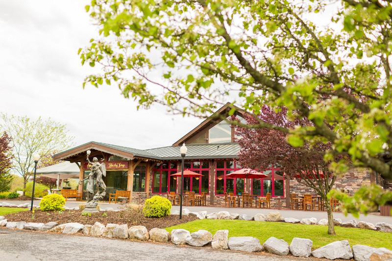The Wedding Website of Philip Baker and Jennifer Smith