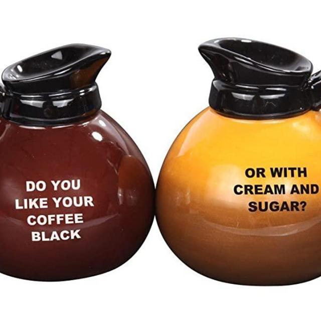 Attractives Magnetic Ceramic Salt Pepper Shakers Coffee Pots (multi-colored, 1)