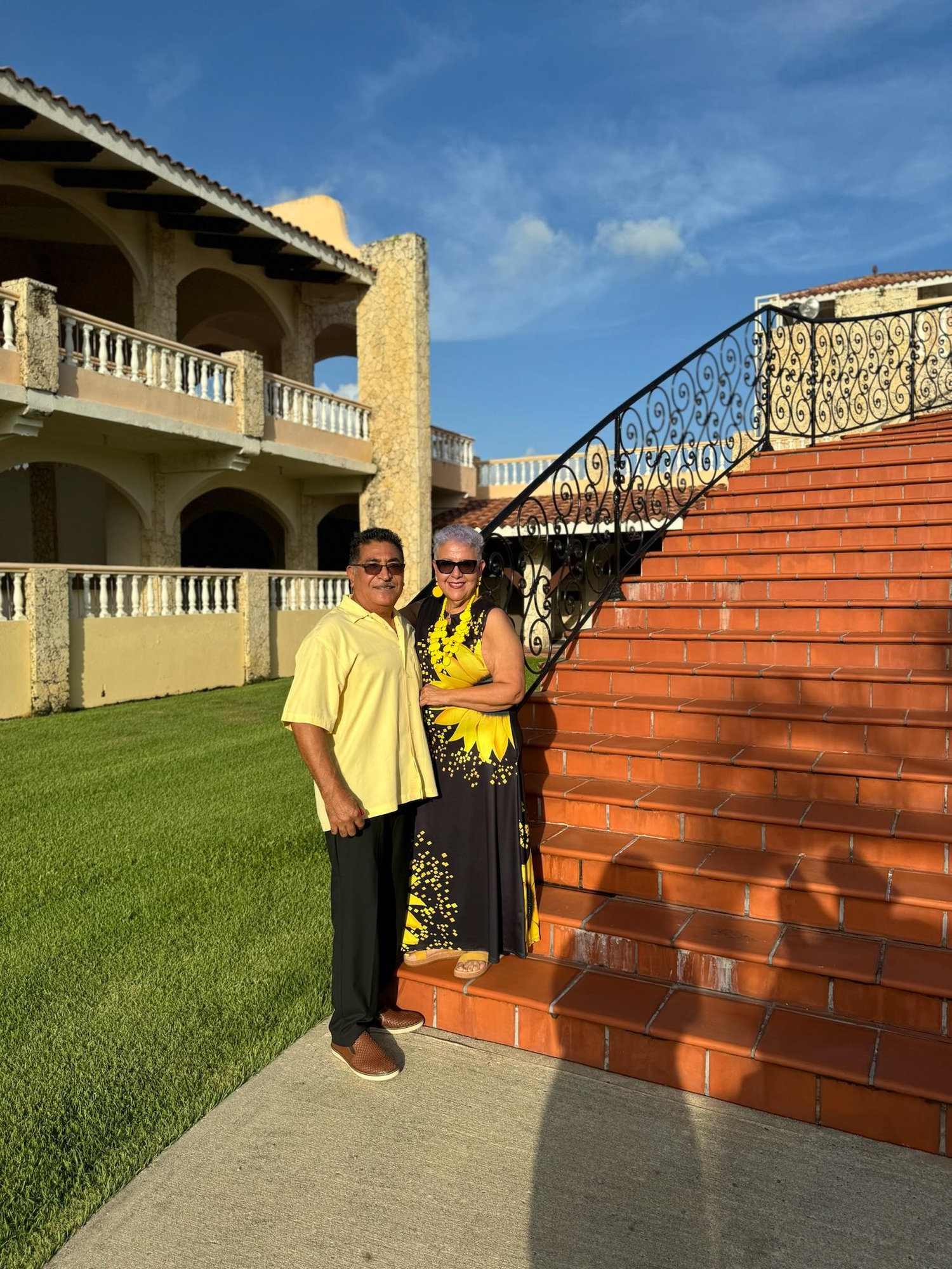 The Wedding Website of Yolanda Nuñez and Cornelio Nuñez