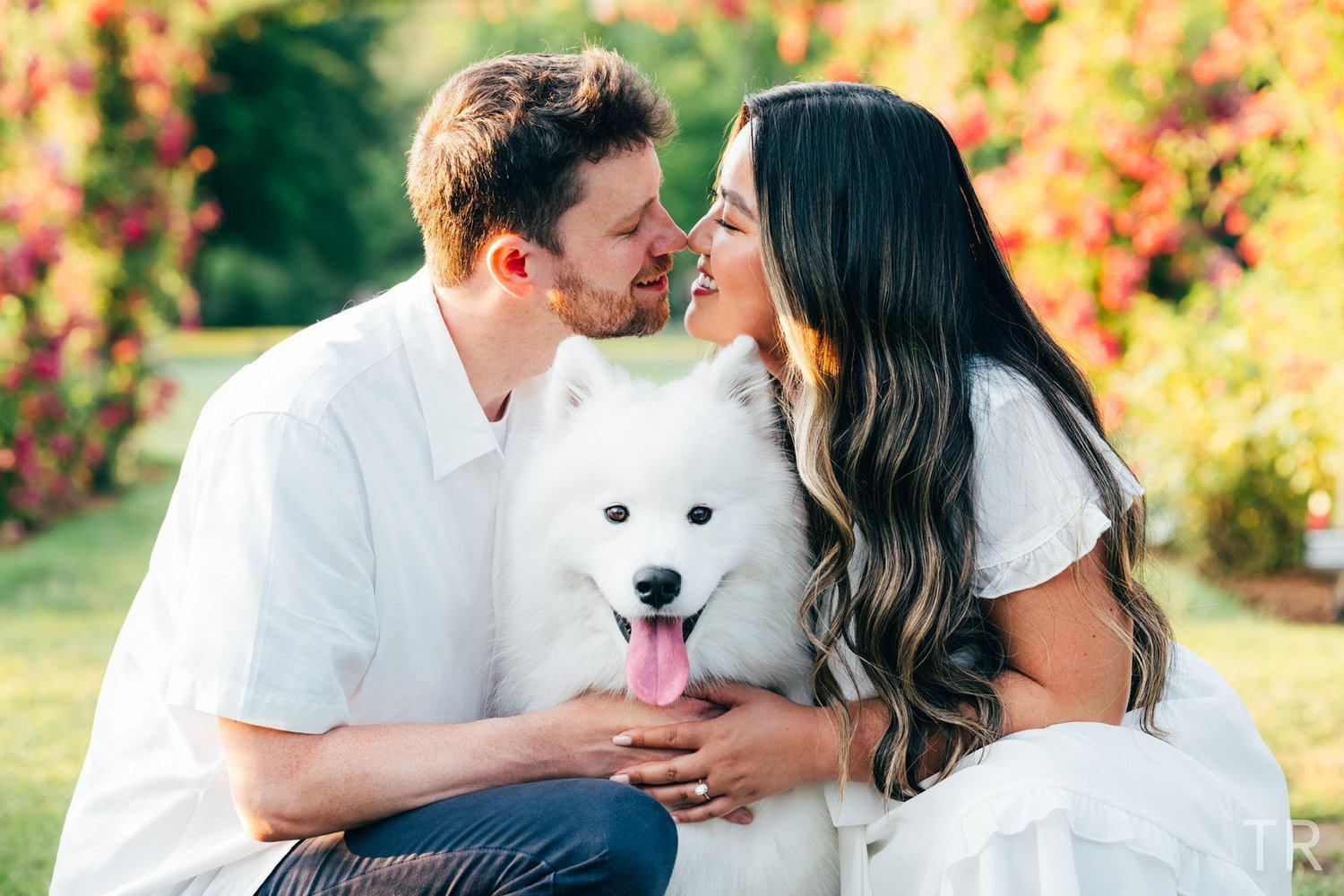 The Wedding Website of Lizzi Ta and Travis Sifers