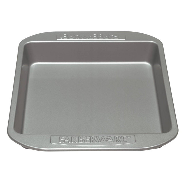 Farberware Nonstick 9" Square CakePan