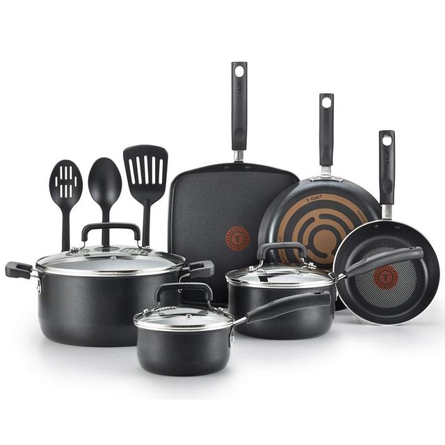 T-fal C530SC Signature Nonstick Dishwasher Safe Cookware Set, Nonstick Pots and Pans Set, Thermo-Spot Heat Indicator, 12 Piece, Black