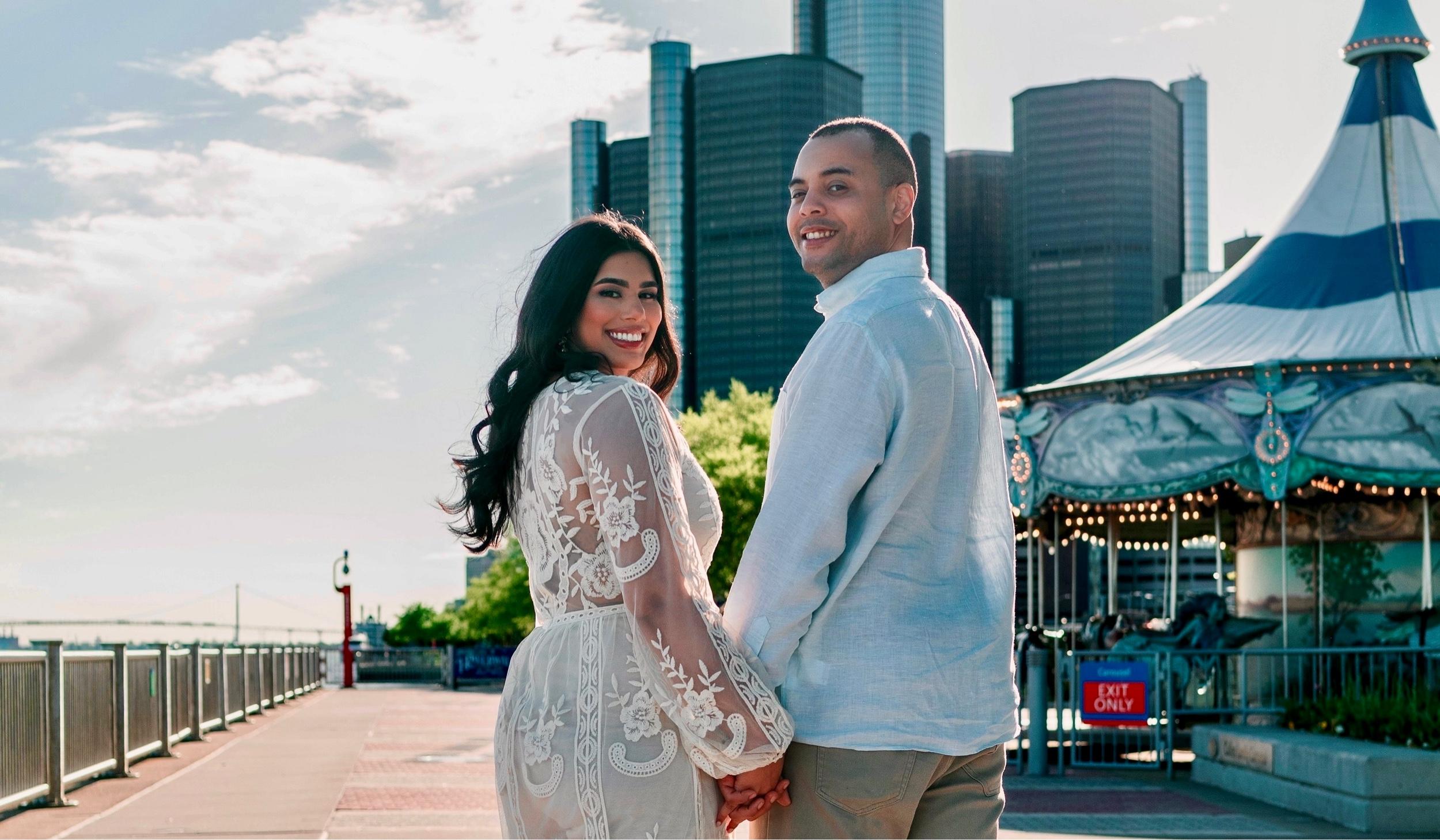 The Wedding Website of Roma Deshpande and Damon Flowers