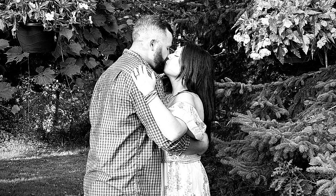 The Wedding Website of Kimberly O'Hara and Elliot Gilroy