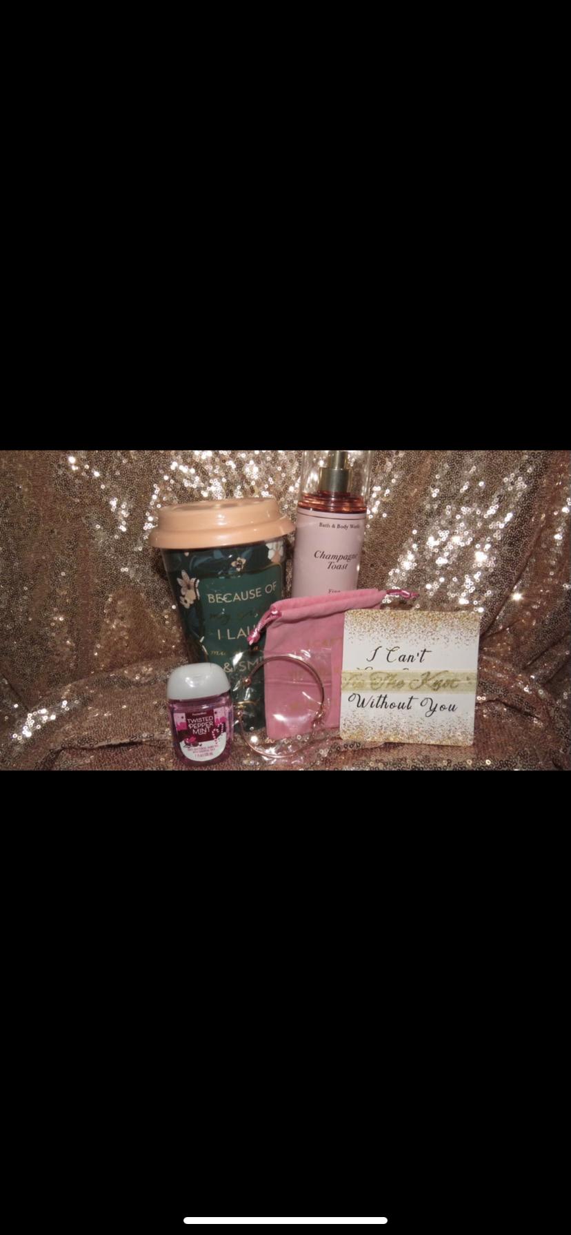 Bridesmaid proposal bags