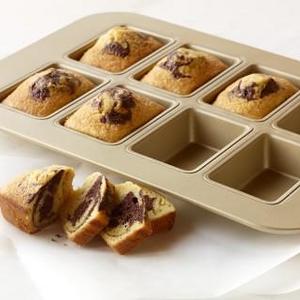 Williams Sonoma Goldtouch® Mini Loaf Pan Plaque