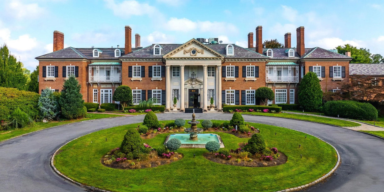 The Wedding Website of Mehjabeen Rahman and Michael Lukenovich
