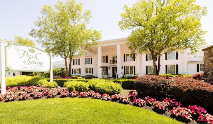 The Wedding Website of Samantha Bogdany and Kyle Lucas