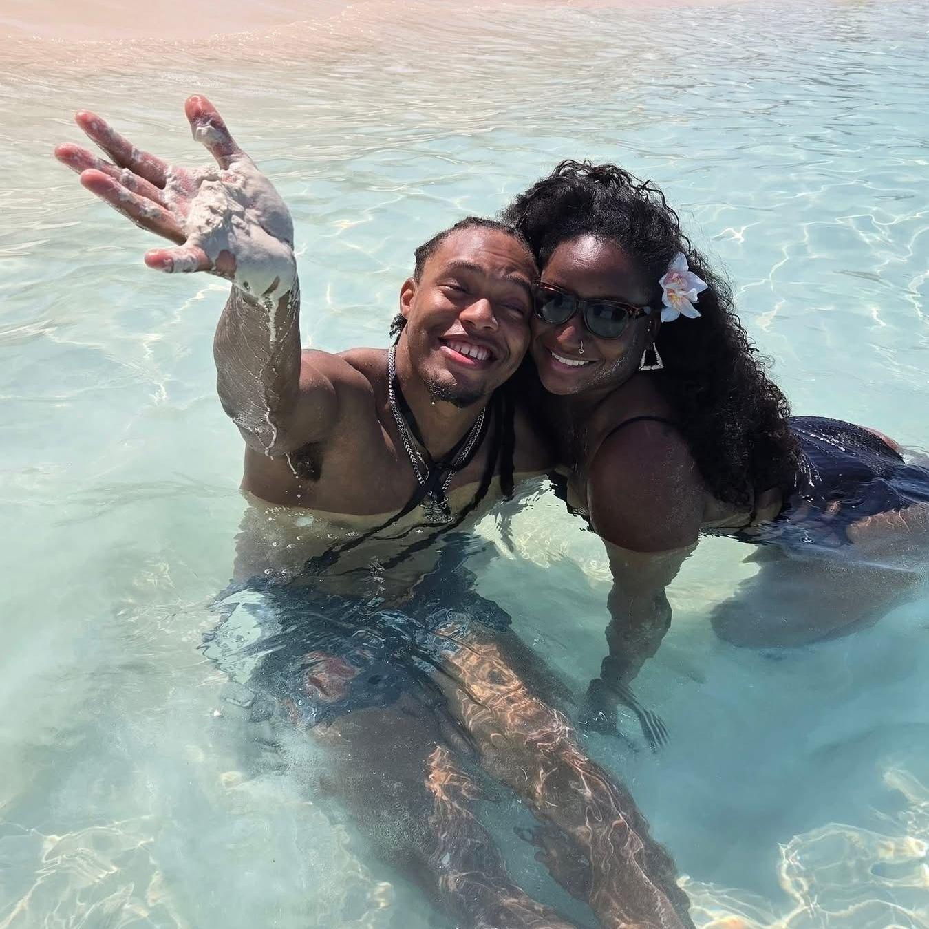 Jordyn and Layla in the Bahamas