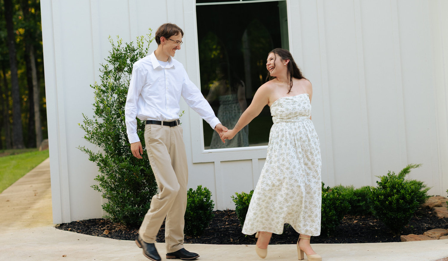 The Wedding Website of Lauren Anderson and Dallin Davis