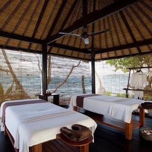Relaxing Couple's Massage in Bali