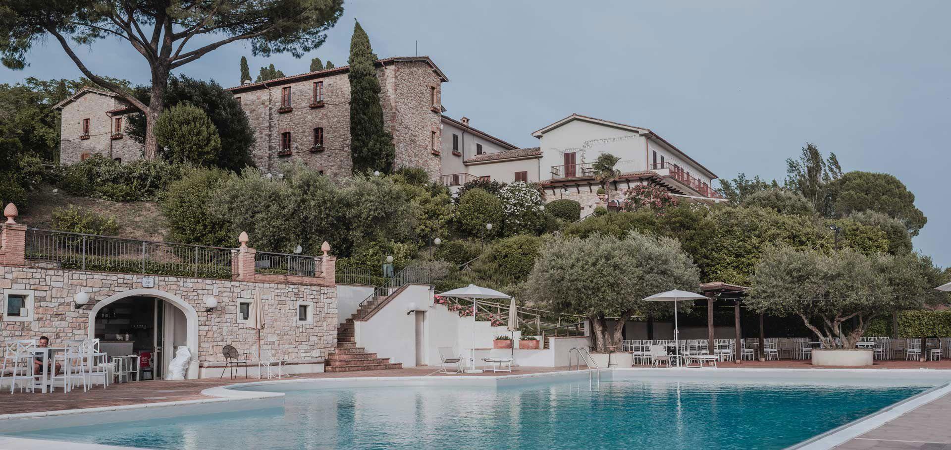 The Wedding Website of Scott Hillhouse and Mary Clare Metherd