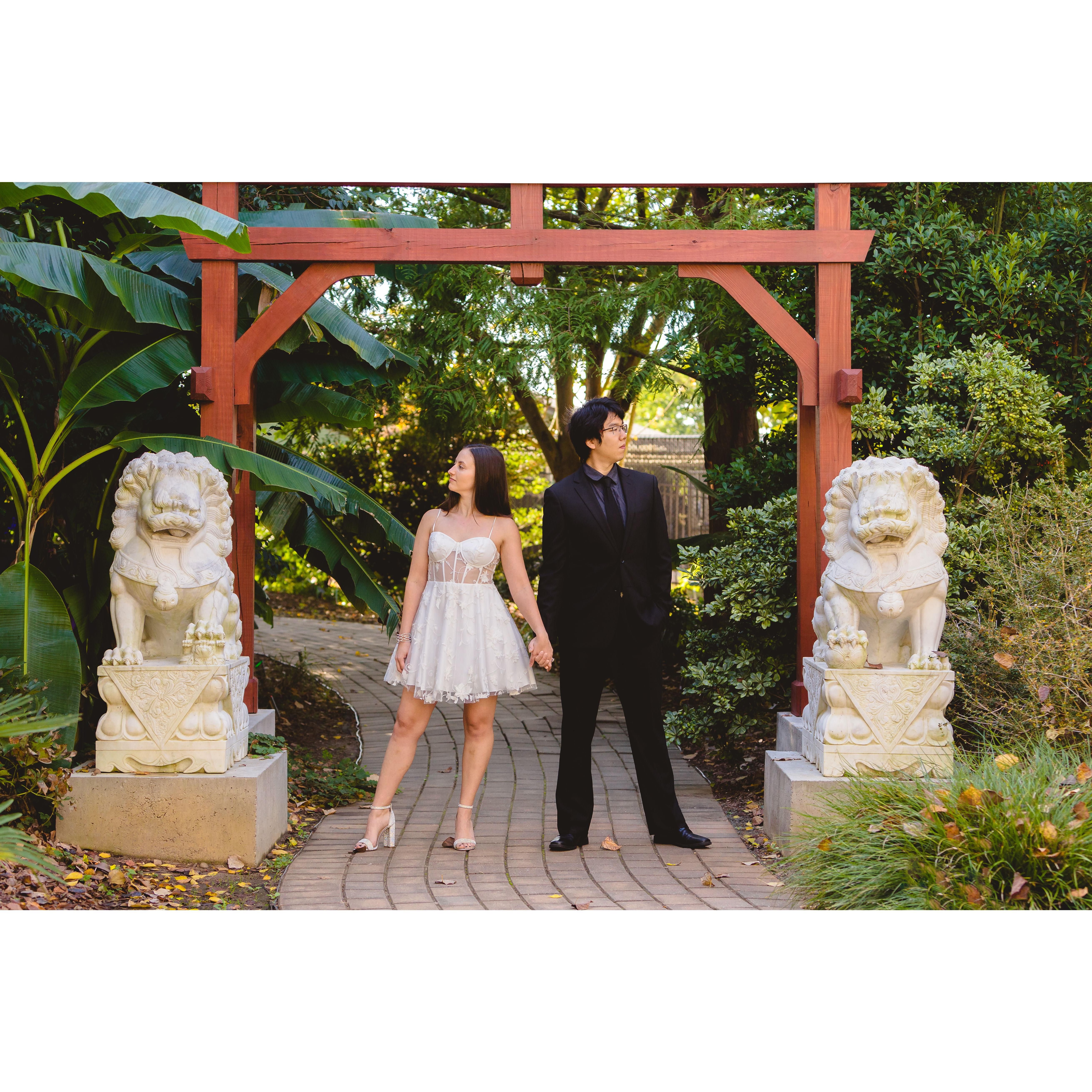 Those statues would look good in my yard