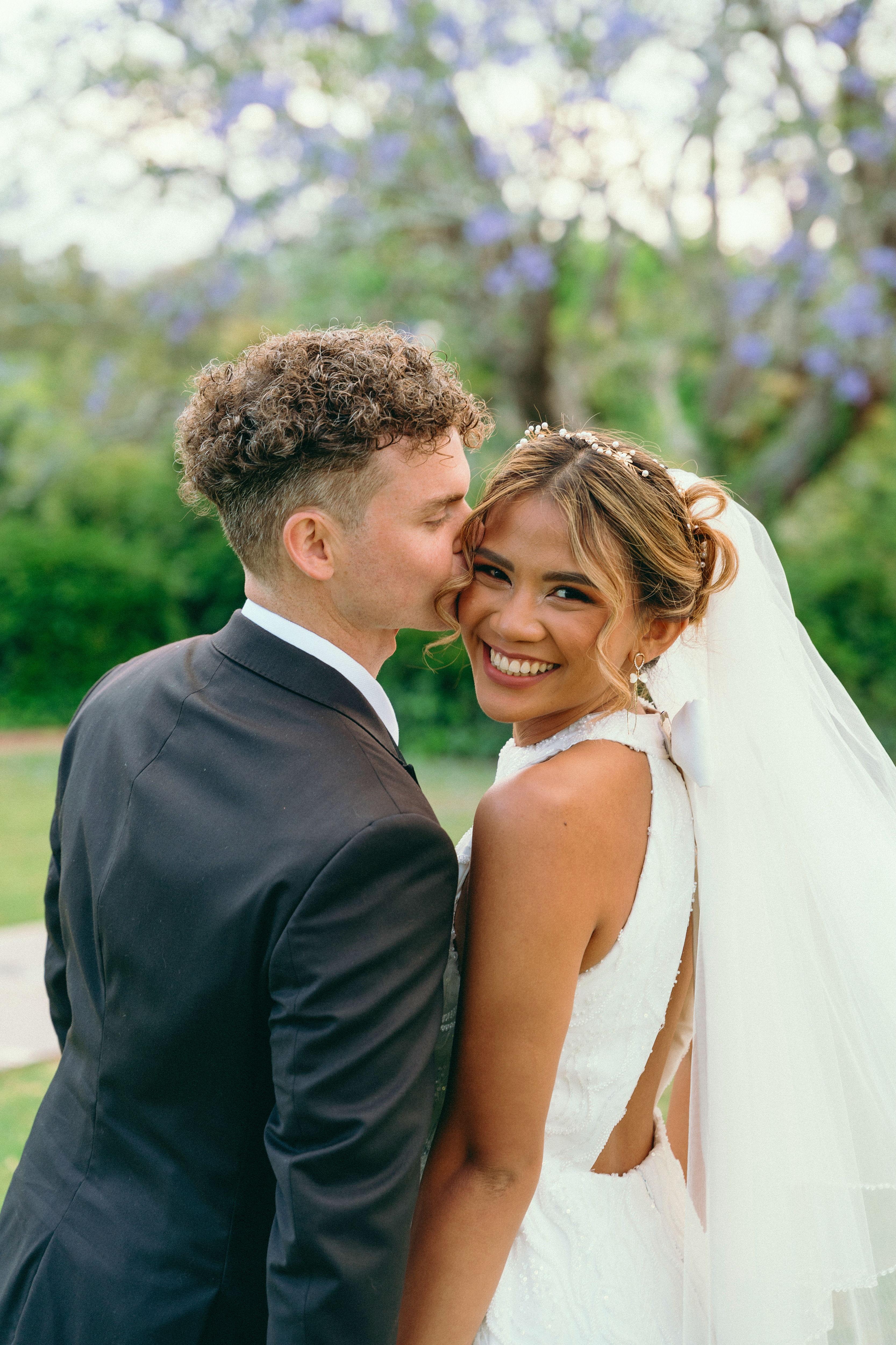The Wedding Website of Dessi Ginting and Luke Blagden