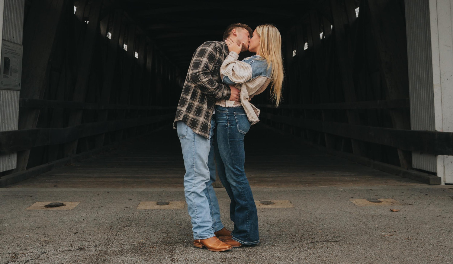 The Wedding Website of Jocelyn DeVol and Keegan Riffey