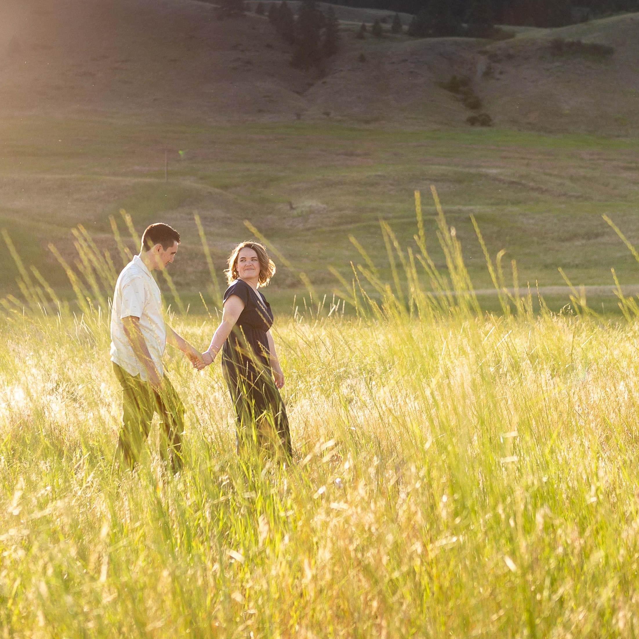From our dreamy engagement session at lake Curlew