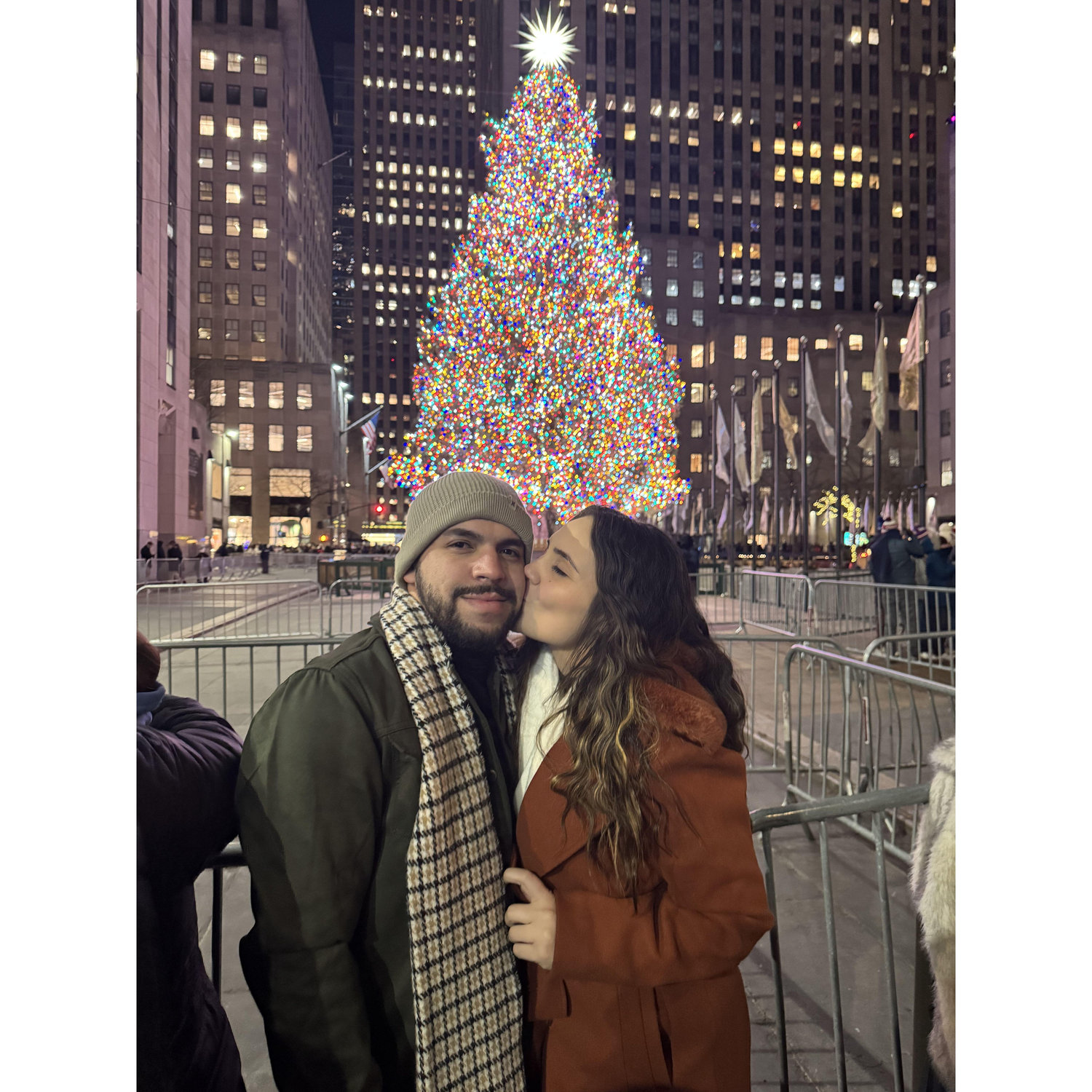 Primeira vez juntos em NY, e ainda mais especial porque era Natal no lugar mais especial do mundo para viver essa estação mágica. Decoração, chocolate quente, luzes, NY & amor :D