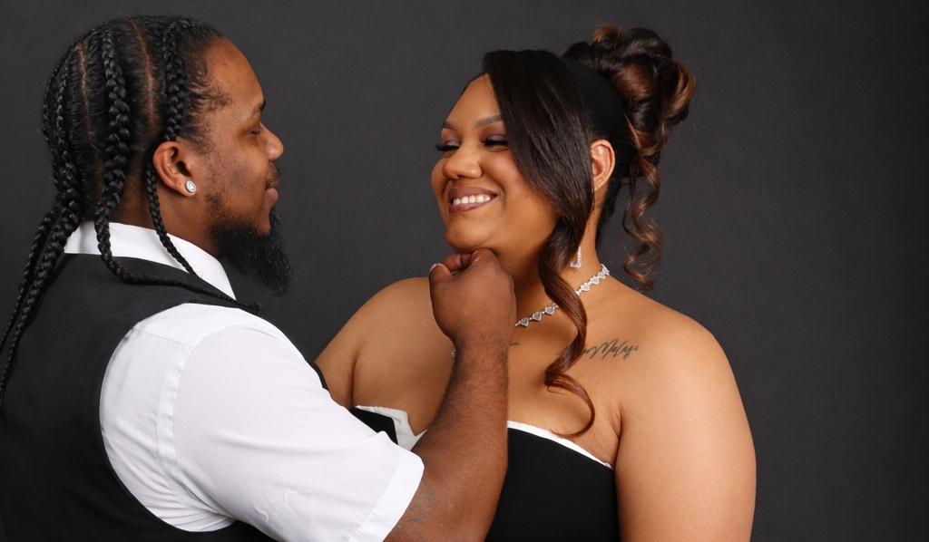 The Wedding Website of Mariah Gray and Naquavis Hambrick