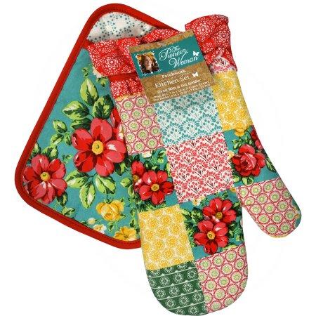 Pioneer Woman, Patchwork 2 pack oven mitt, pot holder set