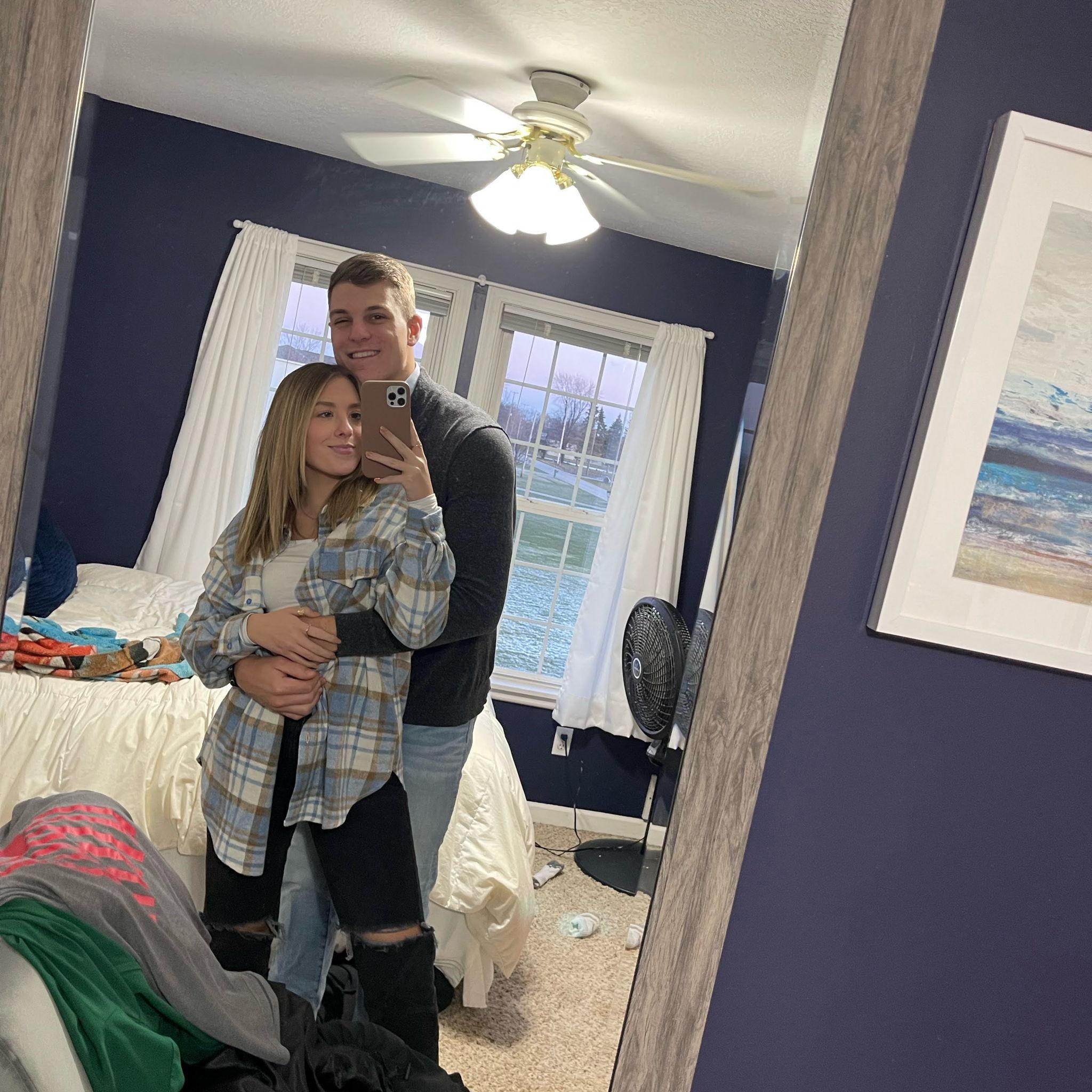 First time Molly met Logan's parents. (December 19th 2021)