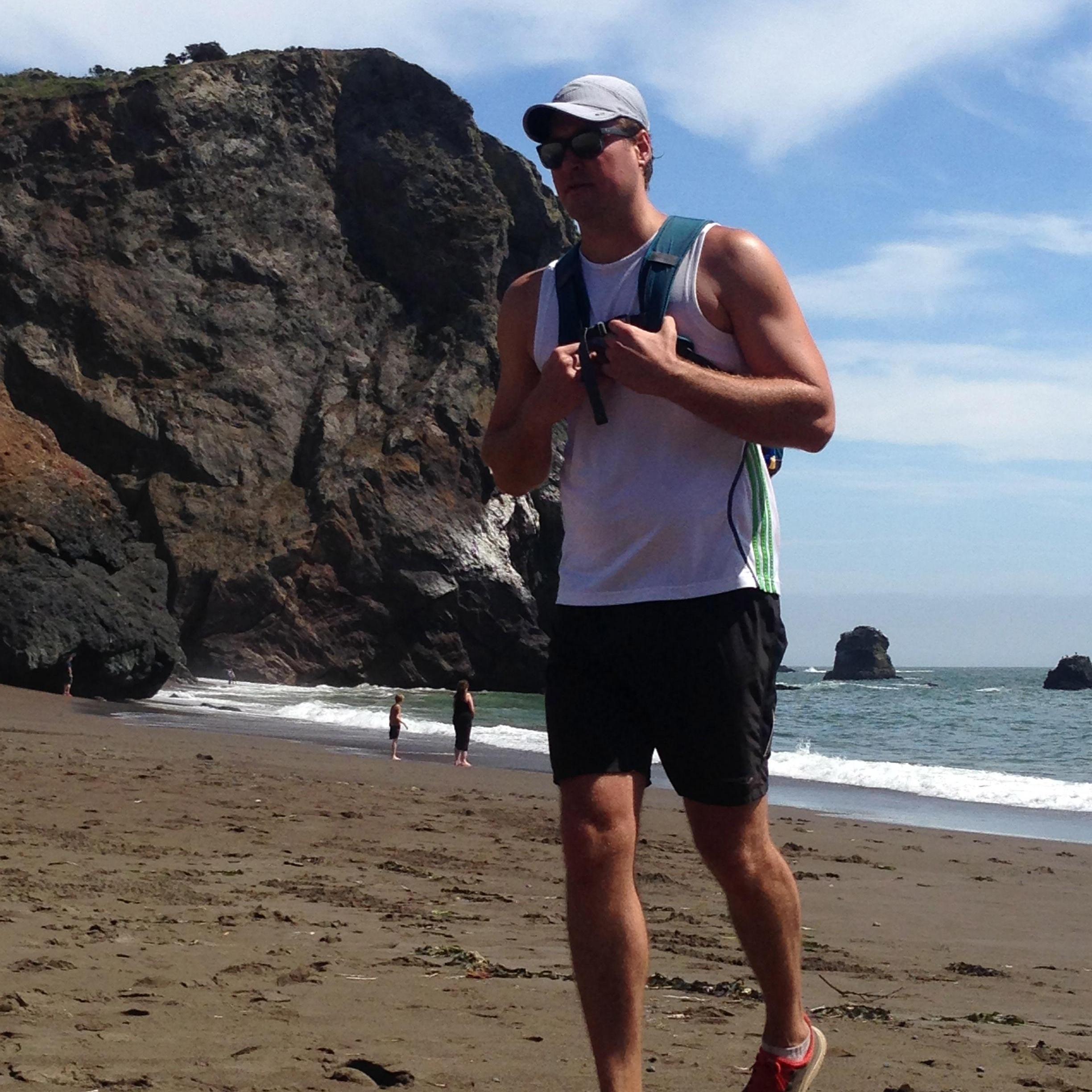 Another one of our favorites hikes, the Tennessee Valley trail that ends at Stinson Beach 2014
