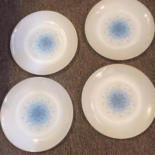 4 Vintage Fire King Dinner Plates Mid-Century Modern