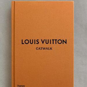 ZARA HOME LOUIS VUITTON CATWALK BOOK (ENGLISH)