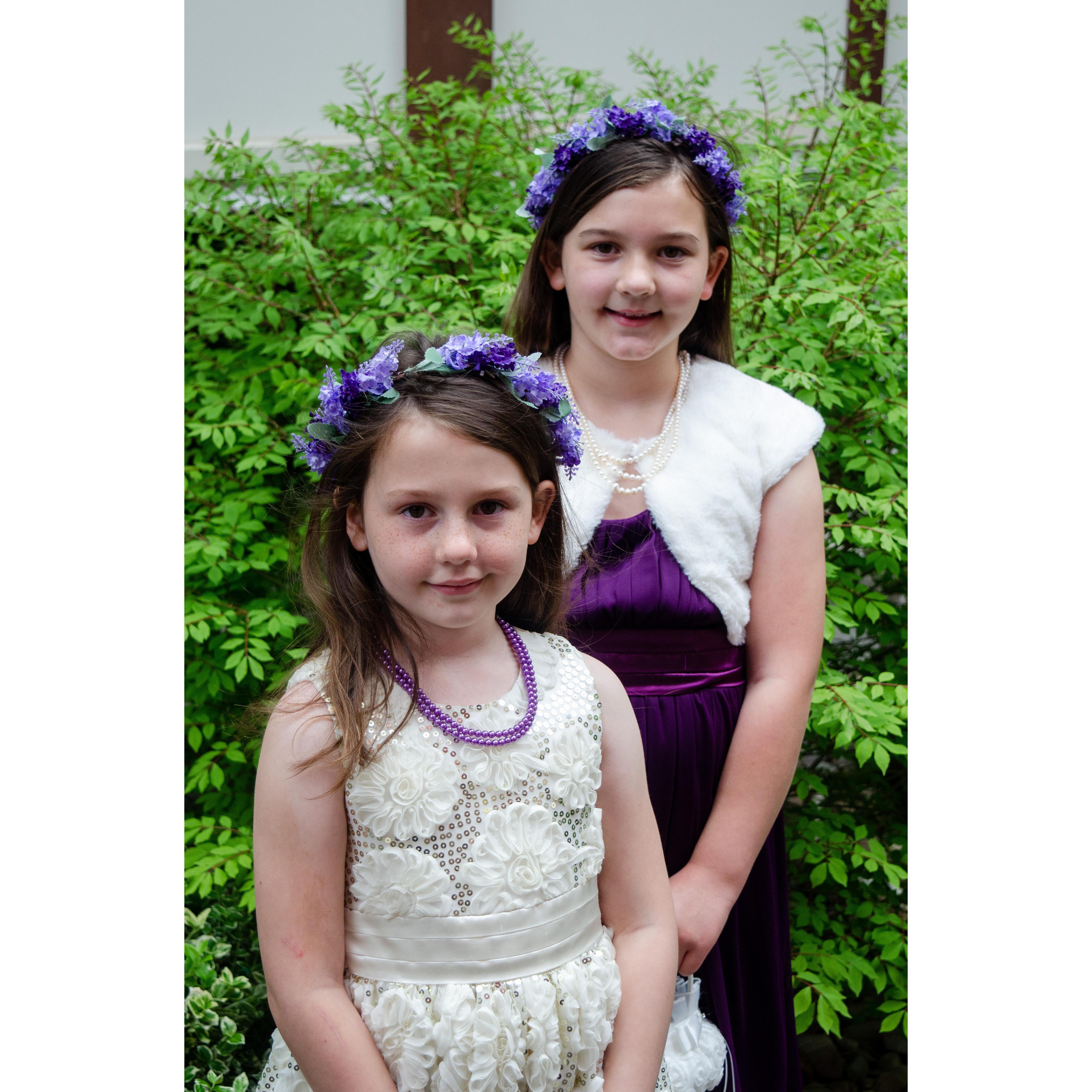 Natalie (in the back) and Lizzy (in the front) in the courtyard.