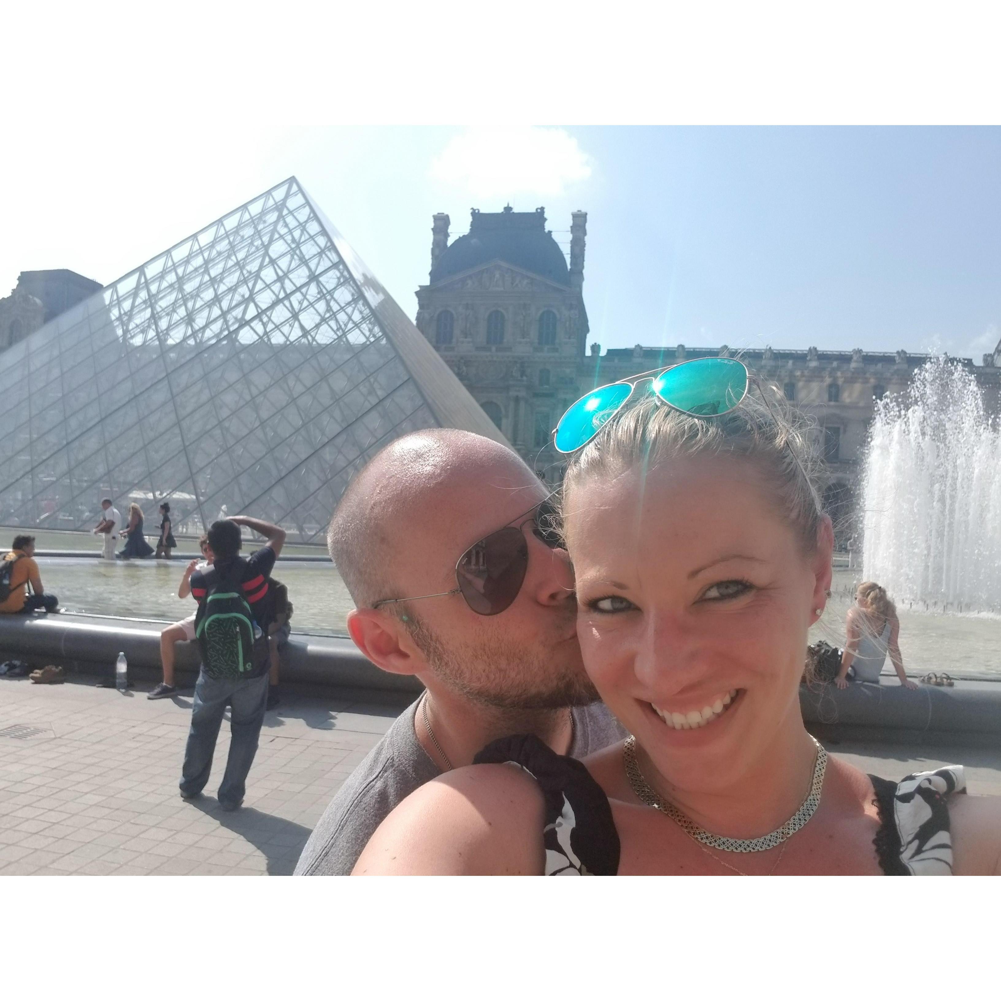 Paris 1st day engaged 💋