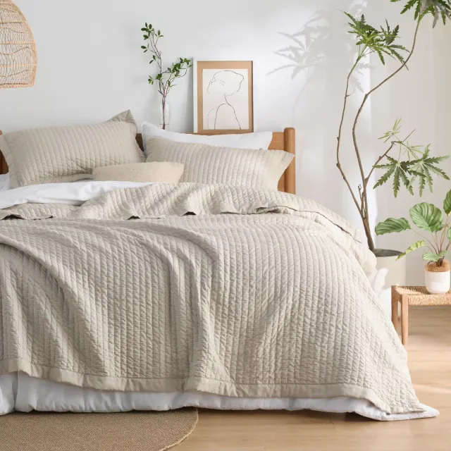 Bedsure Quilts King Size - Bedding Set Bedspread Coverlet for Farmhouse Bedroom Decor, Lightweight Bedspread, 3-Piece Set with All-Season