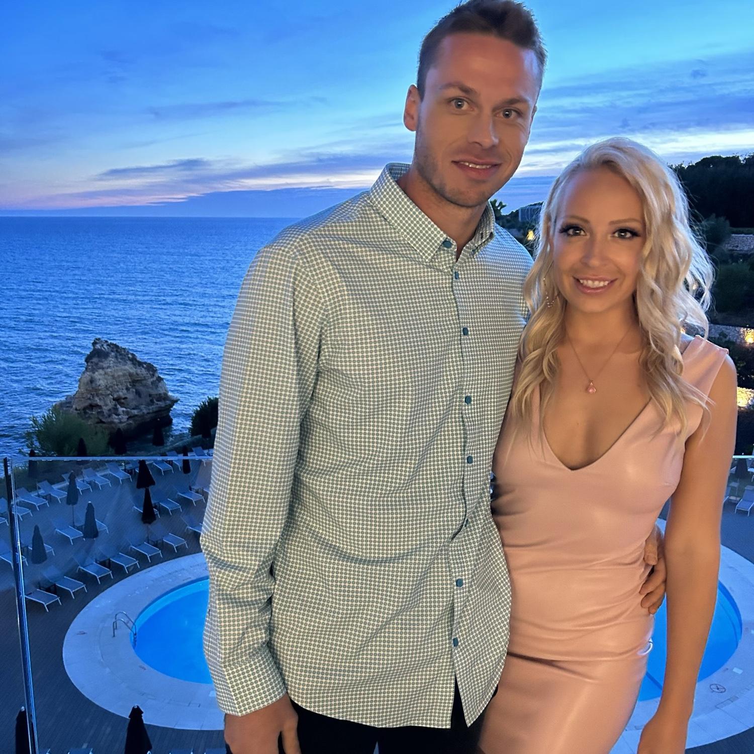 Highly recommend traveling to Portugal 6 months into a relationship for those interested. Oct 2023