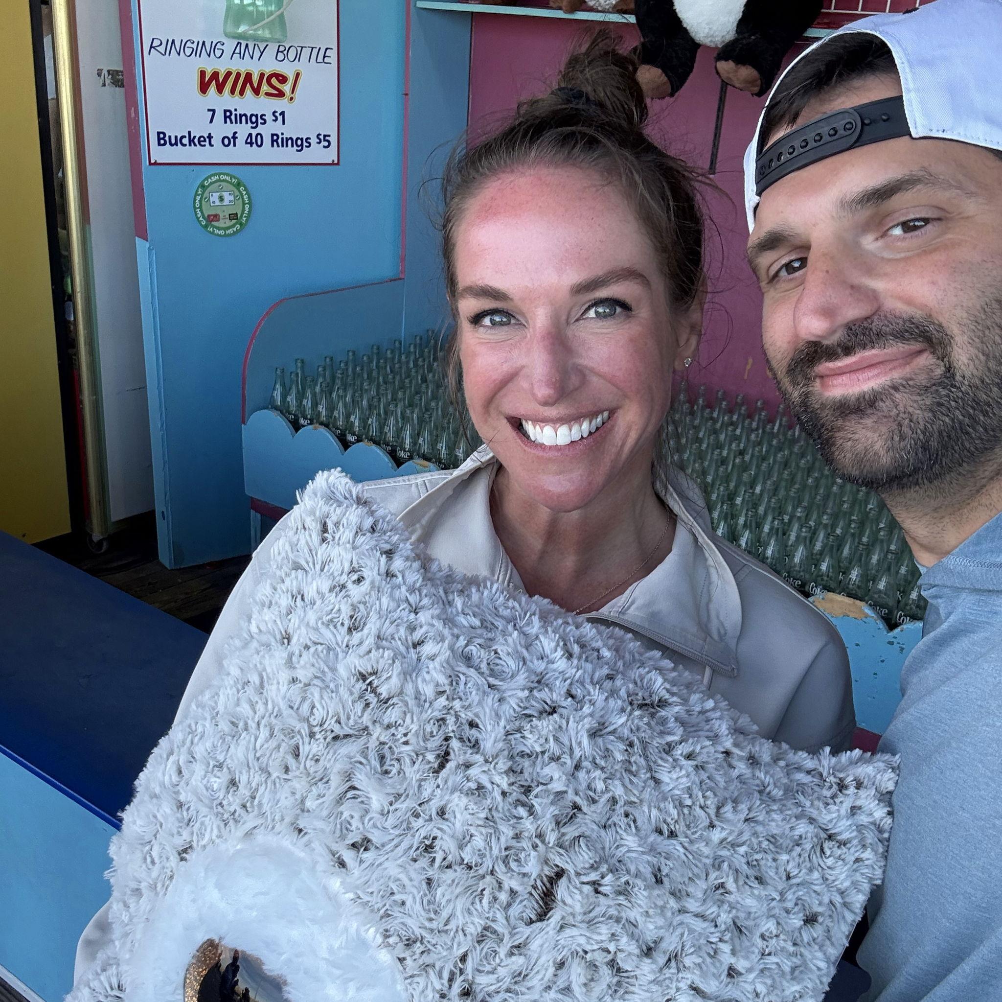 Matt winning the ring toss game to get me this giant stuffed owl--every 16 y/o girl's dream come true as a fully grown woman!
