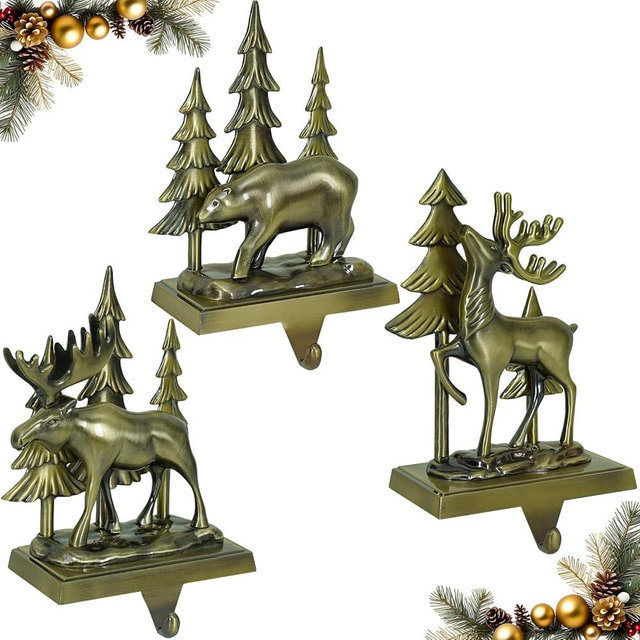 INNO STAGE Christmas Stocking Holders for Mantle Set of 3, Heavy Duty 3D Reindeer Xmas Tree Stocking Holders with Non-Slip Base, Stocking Hooks Hangers for Fireplace Shelf Table Festive Xmas Decor