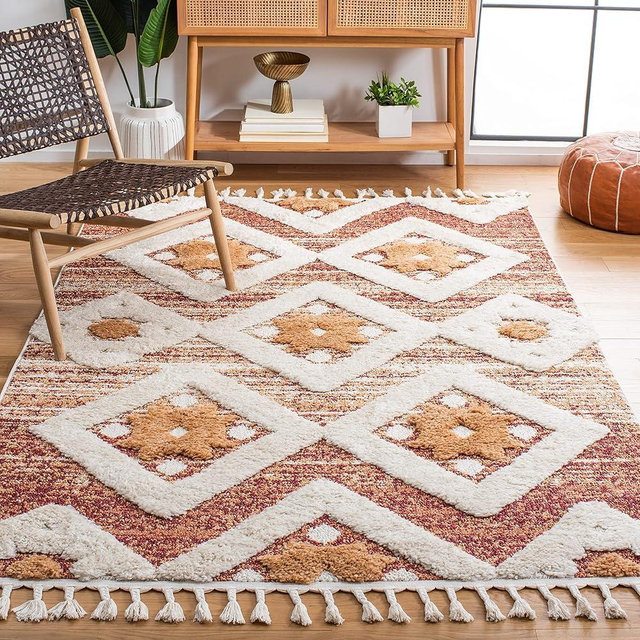 SAFAVIEH Moroccan Tassel Shag Collection Accent Rug - 4' x 6', Rust & Ivory, Boho Design, Non-Shedding & Easy Care, 2-inch Thick Ideal for High Traffic Areas in Foyer, Living Room, Bedroom (MTS664P)