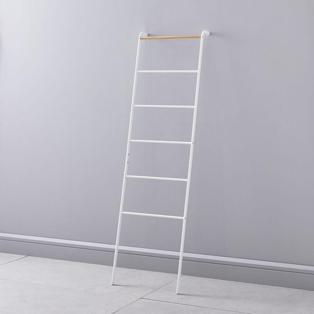 Ladder Hangers, White