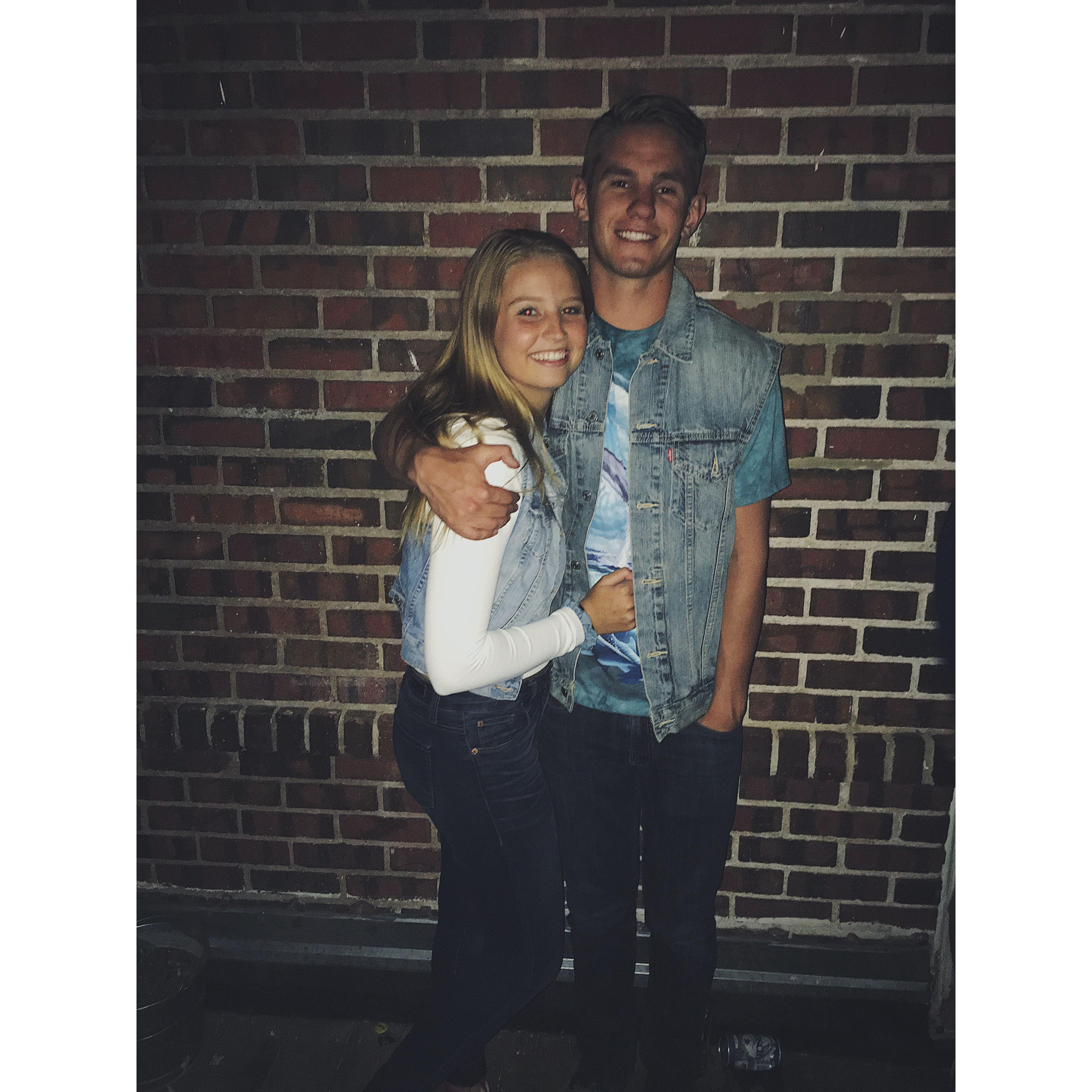 Date dashin in denim - March 2016