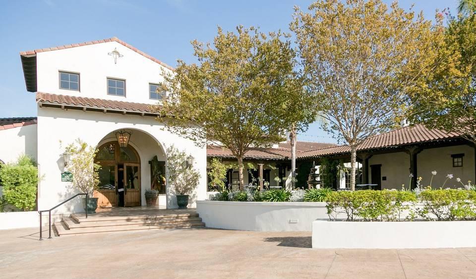 The Wedding Website of Justine Santos and Johnny Alvarez
