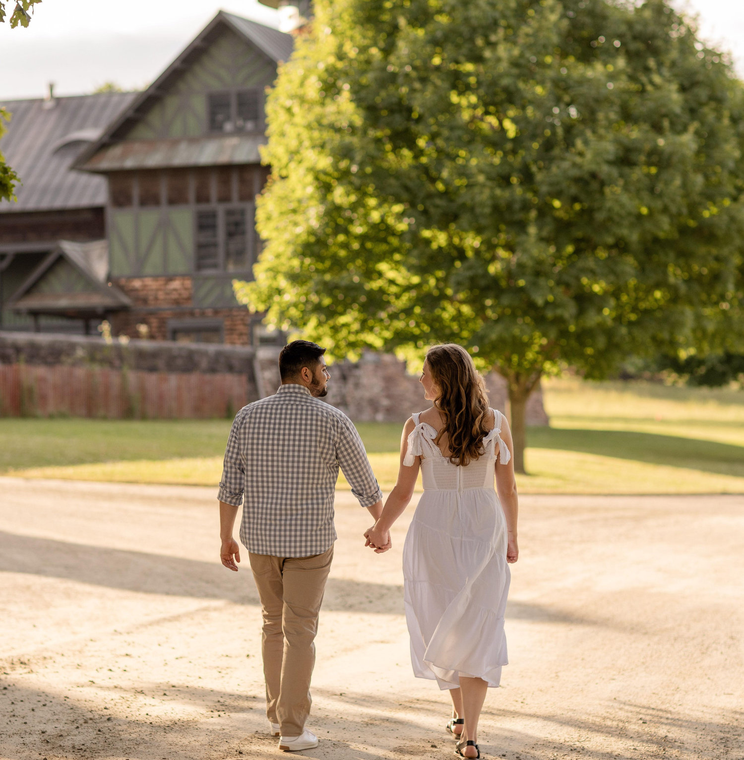 The Wedding Website of Lily Matthews and Paul Alba
