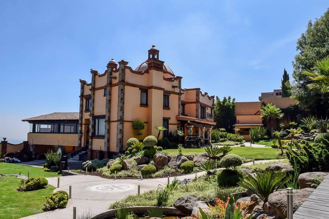 The Wedding Website of Emilia Zavala Garcia and Kevin Snider