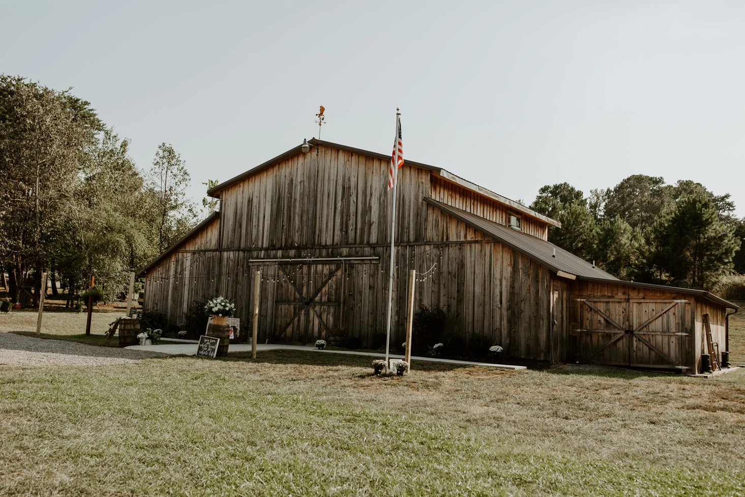 The Wedding Website of Grace McNamee and Phillip Rogers