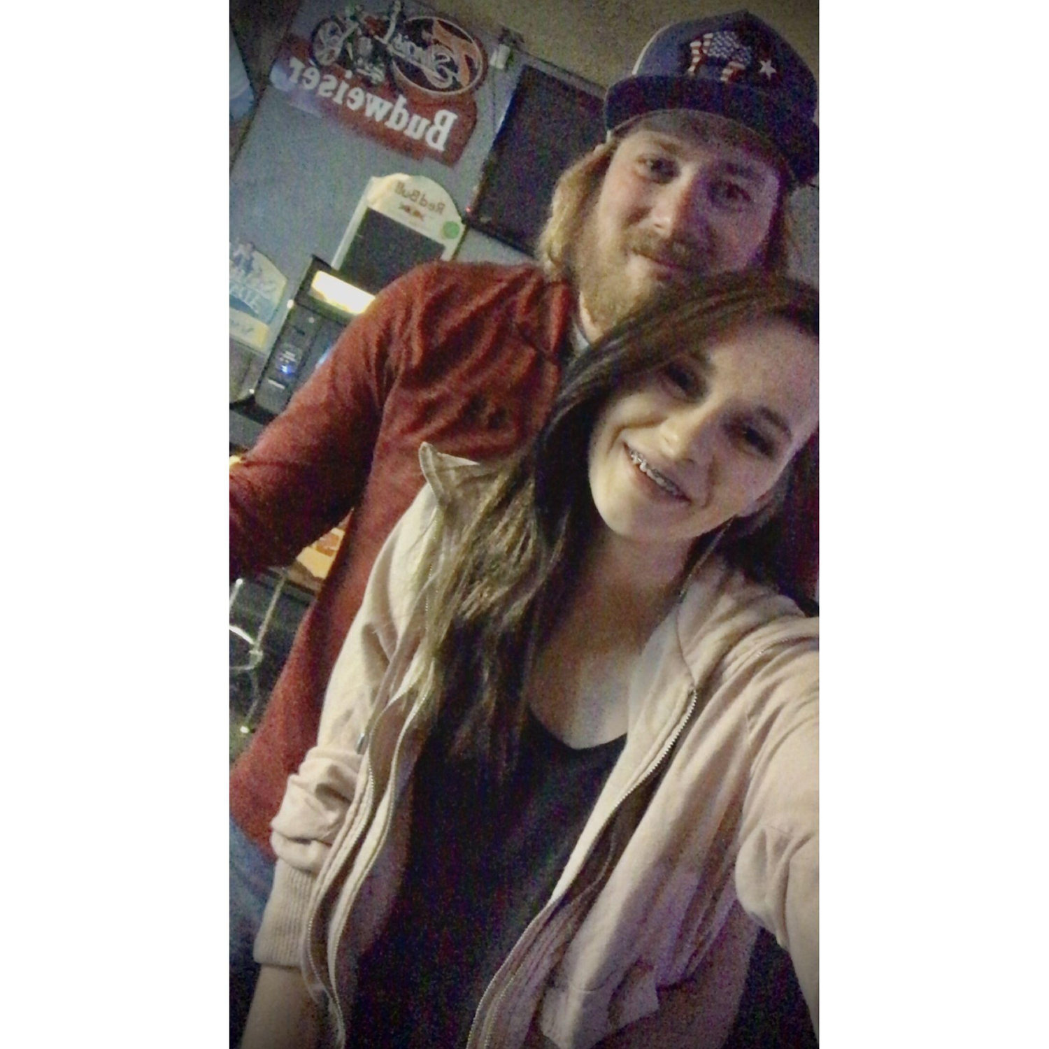 Most people dont know we met right at the start of the covid lockdown when everything was closed. this picture was one of the first dates out and about after the bars and restaurants opened back up.