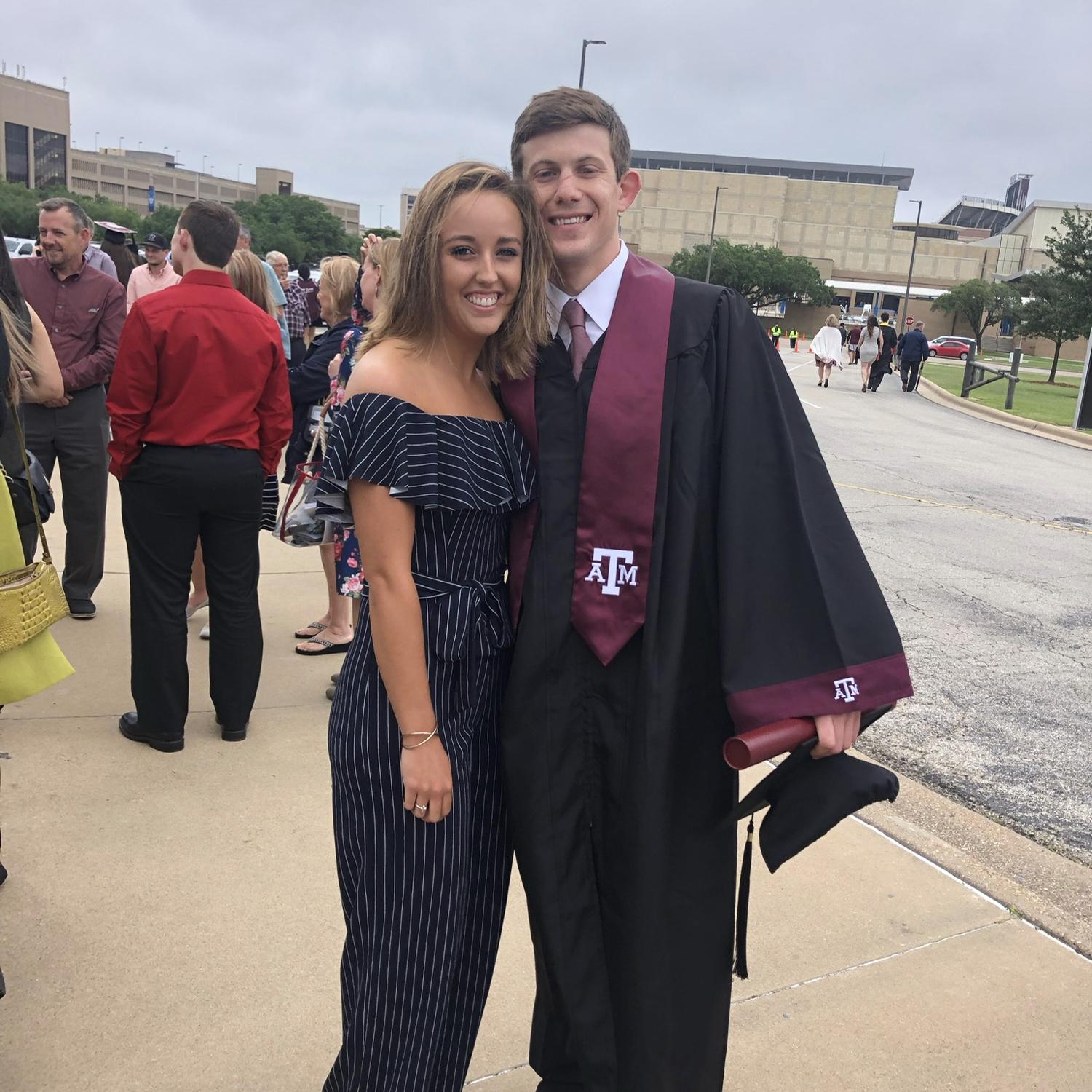 05/10/2019
Kolten graduates and moves to Houston :(